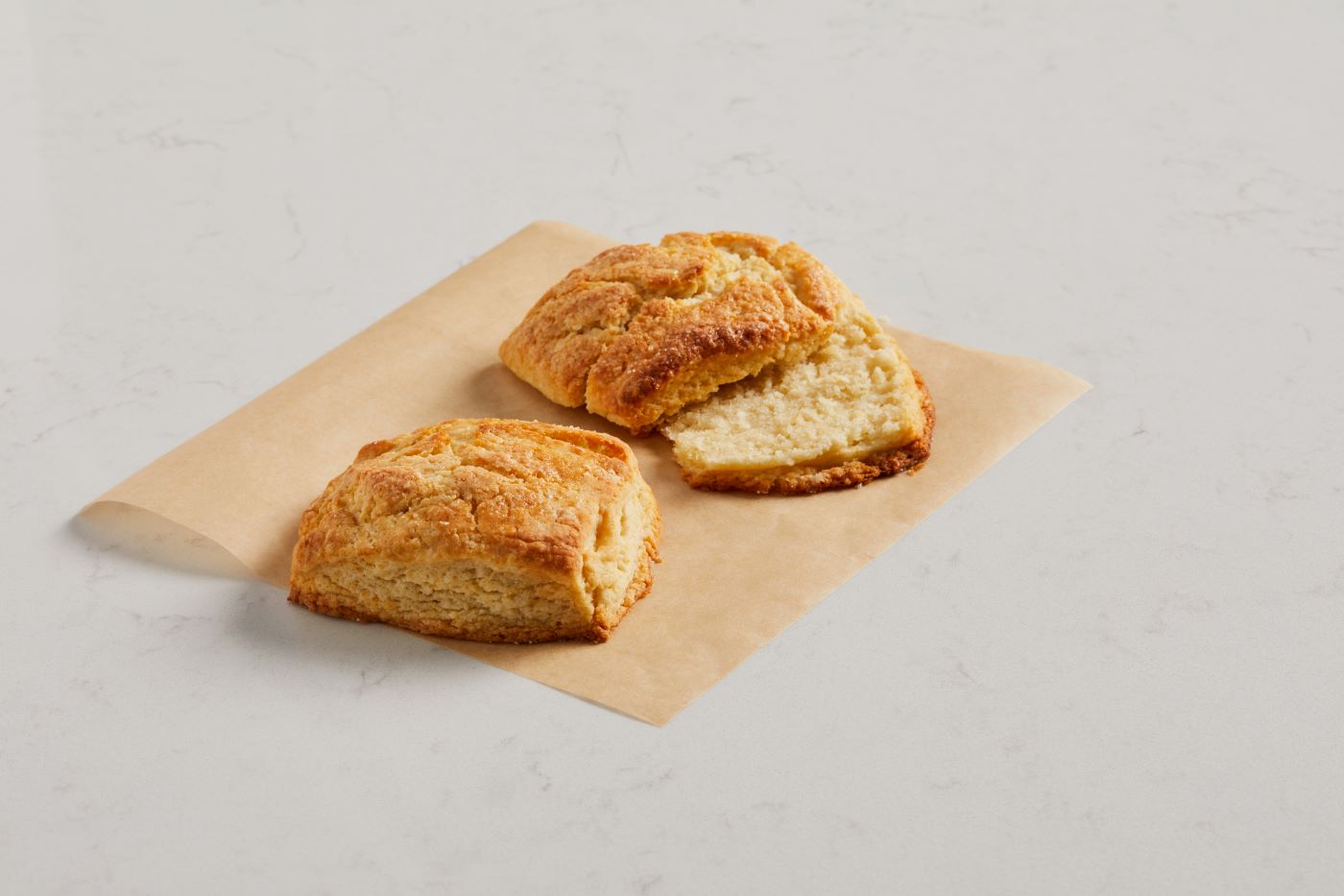 Dense shortcake made from plant-based spread