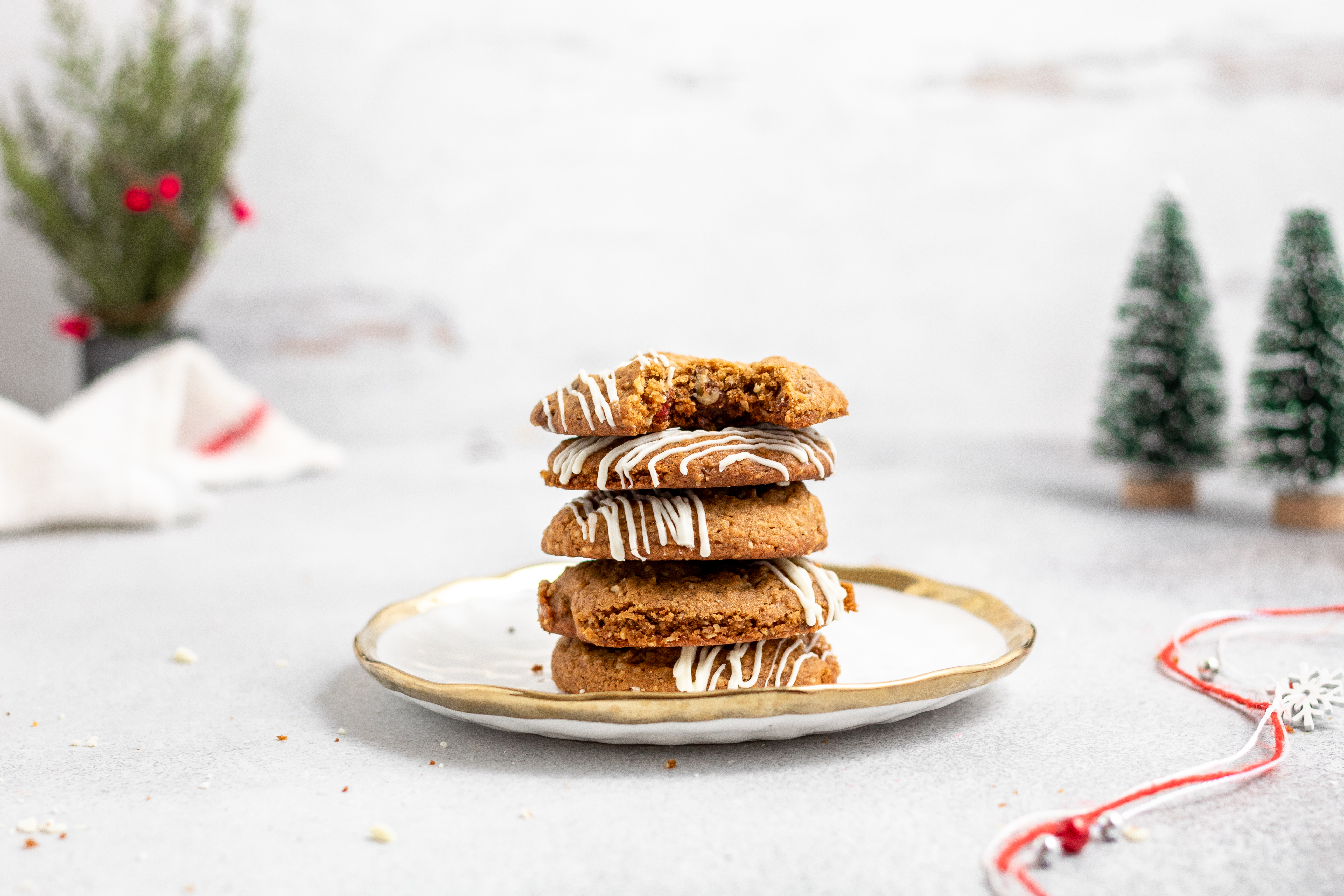 Toffee Yuletide Spiced Cookies